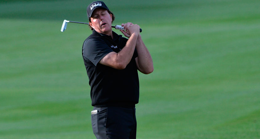 Mickelson’s Putter Costs Him Desert Classic Title