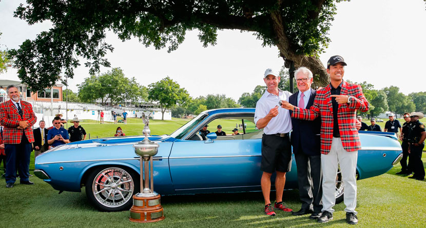 Na Gifts Caddie Restored ’73 Dodge Challenger