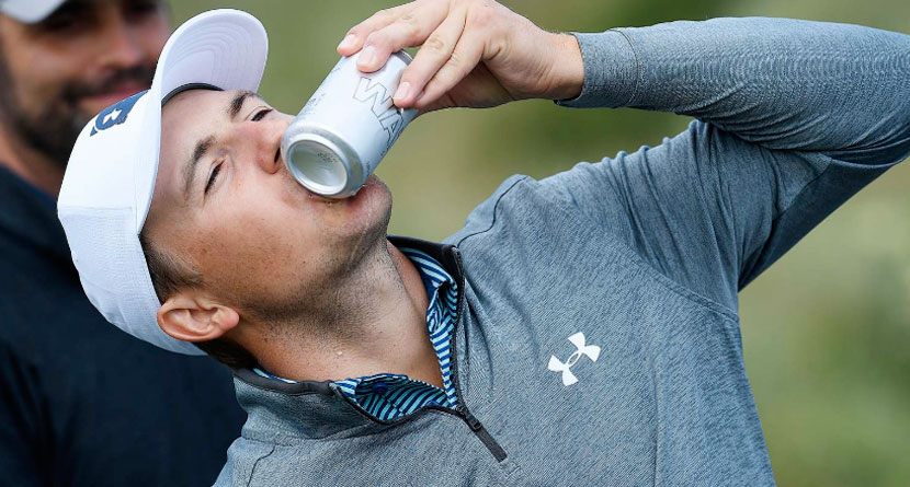 Spieth Loses Shotgun Chugging Contest To Caddie